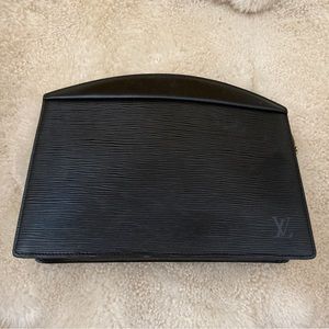SALE! Louis Vuitton Epi Trousse Crete Clutch bag
